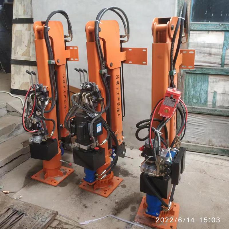 交城县重汽蓝牌随车吊 3.2吨 国六动力强 液压驱动 农用自卸起重机